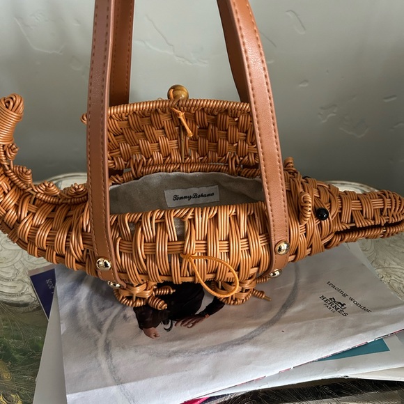Tommy Bahama Tan Woven Alligator Mini Bag - Picture 7 of 9